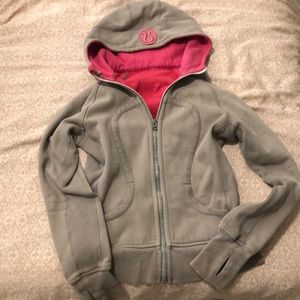Lululemon size 6 hoodie
